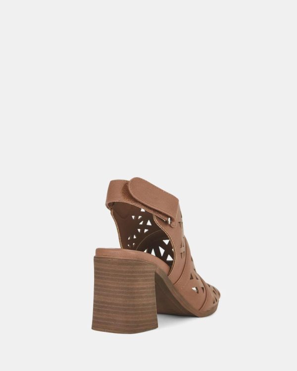 Attireaxis.shopad1bb4dcf3 3