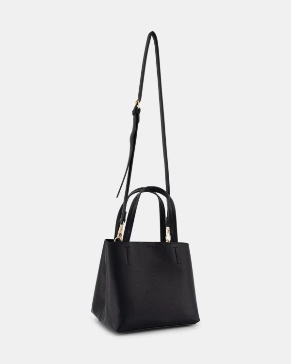 Attireaxis.shopb0bb2fafce 1