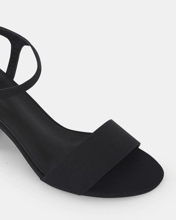 Attireaxis.shopb1f18ced0d 3