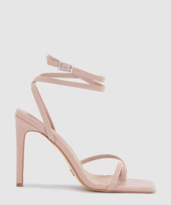 Attireaxis.shopb27b36bc9c 1