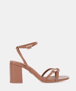 Attireaxis.shopb320808f35 1