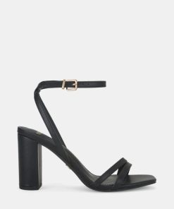 Attireaxis.shopb394ca9949 1