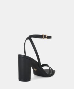 Attireaxis.shopb394ca9949 4