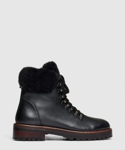 Attireaxis.shopbe022964ec 1