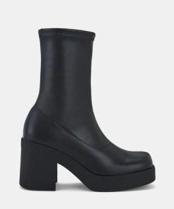 Attireaxis.shopc244b6af25 1