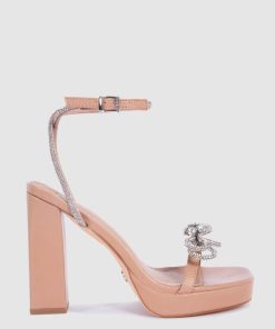 Attireaxis.shopcff69dc687 1