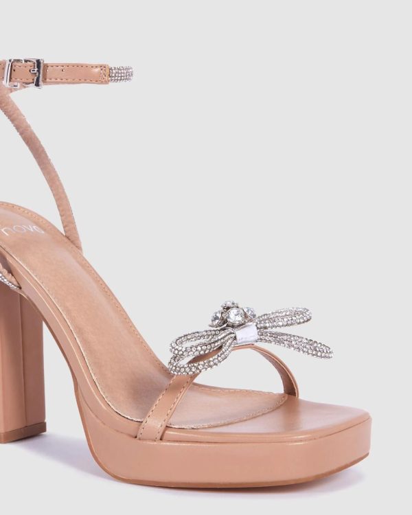 Attireaxis.shopcff69dc687 2