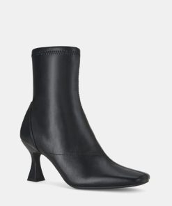 Attireaxis.shopd245d61dae 2