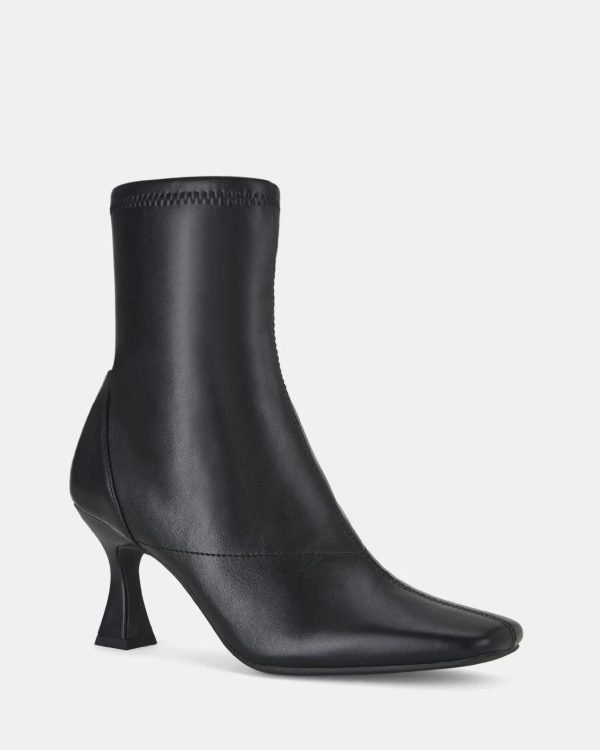 Attireaxis.shopd245d61dae 2