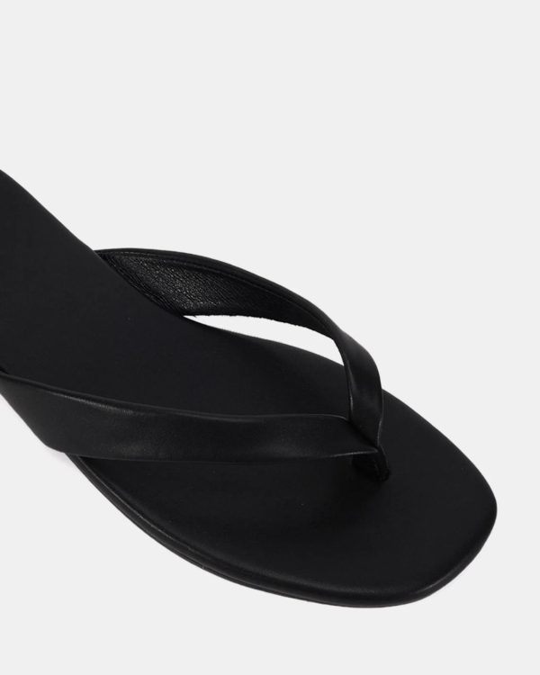 Attireaxis.shopd26ddf227b 3