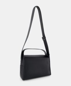 Attireaxis.shopd4f57b5086 2