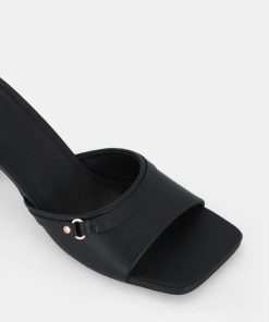 Attireaxis.shopd52554df86 4