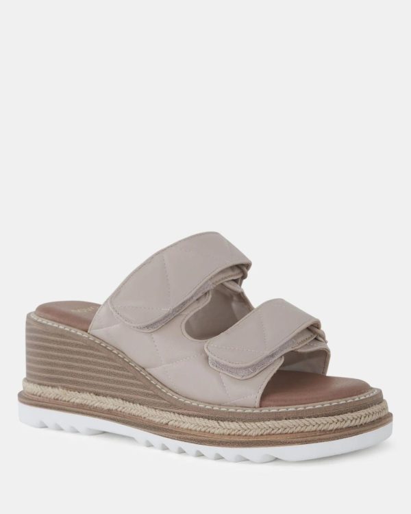 Attireaxis.shopd56e373266 2