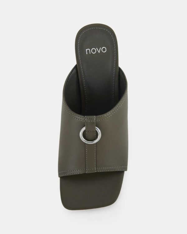 Attireaxis.shopd6088d08c3 4