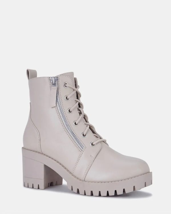 Attireaxis.shopd631b2fc76 3