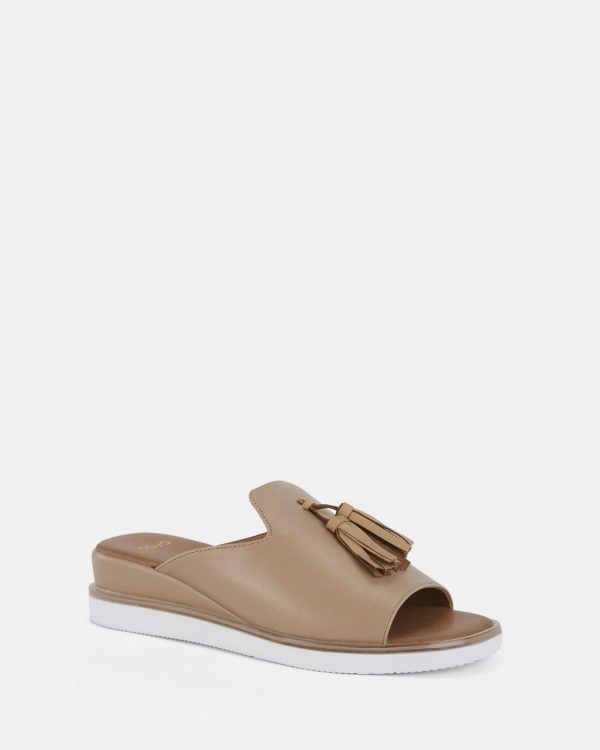 Attireaxis.shopdccebf1992 2