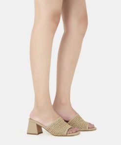 Attireaxis.shopdd2f733fa5 2