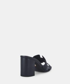 Attireaxis.shope5c5733998 3