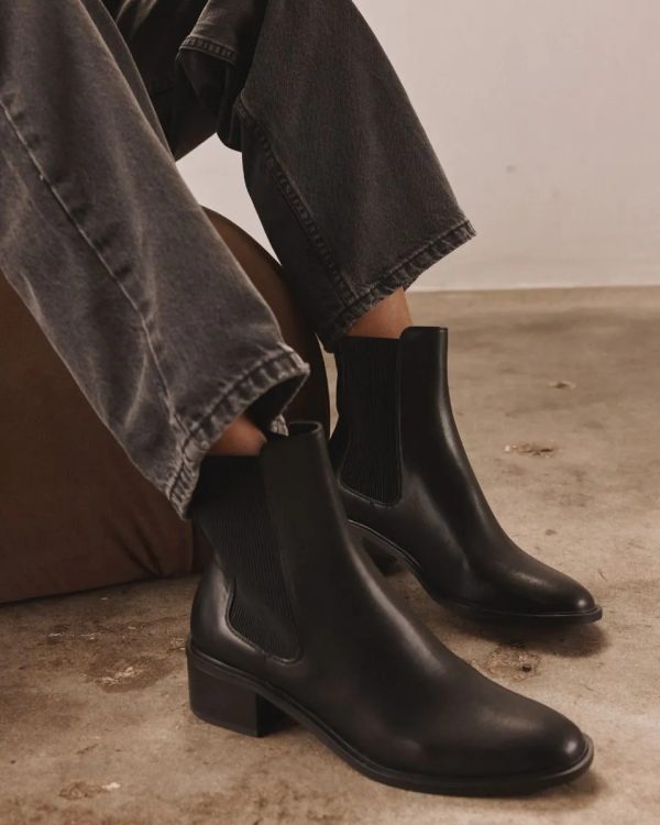 Attireaxis.shopecfe861b35 2