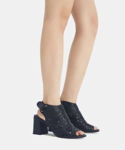 Attireaxis.shopeec212844c 2