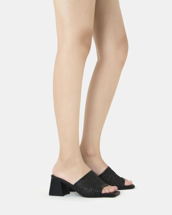 Attireaxis.shopf5531ab03d 2