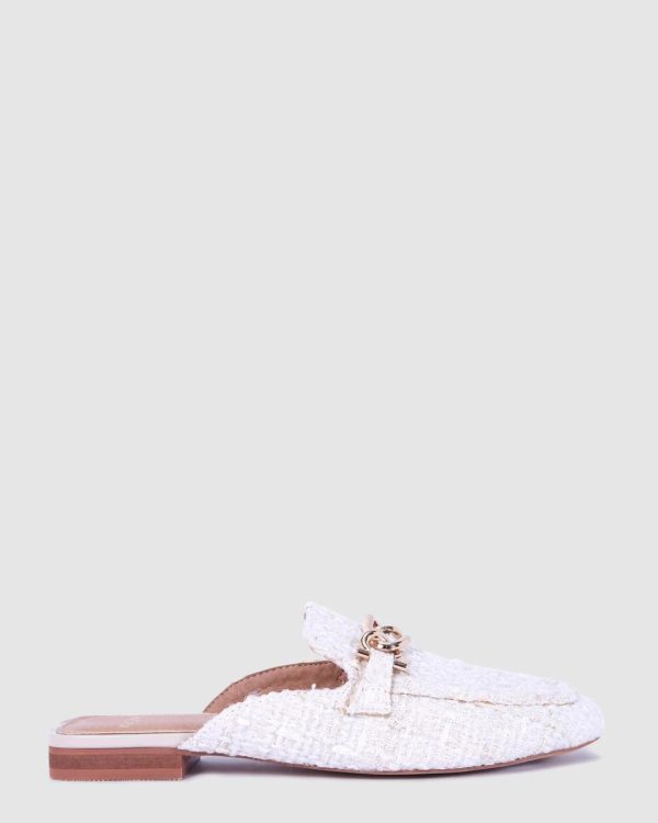 Attireaxis.shopf9b82c5789 1