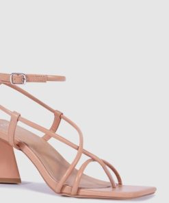 Attireaxis.shopfbdc9e9444 2